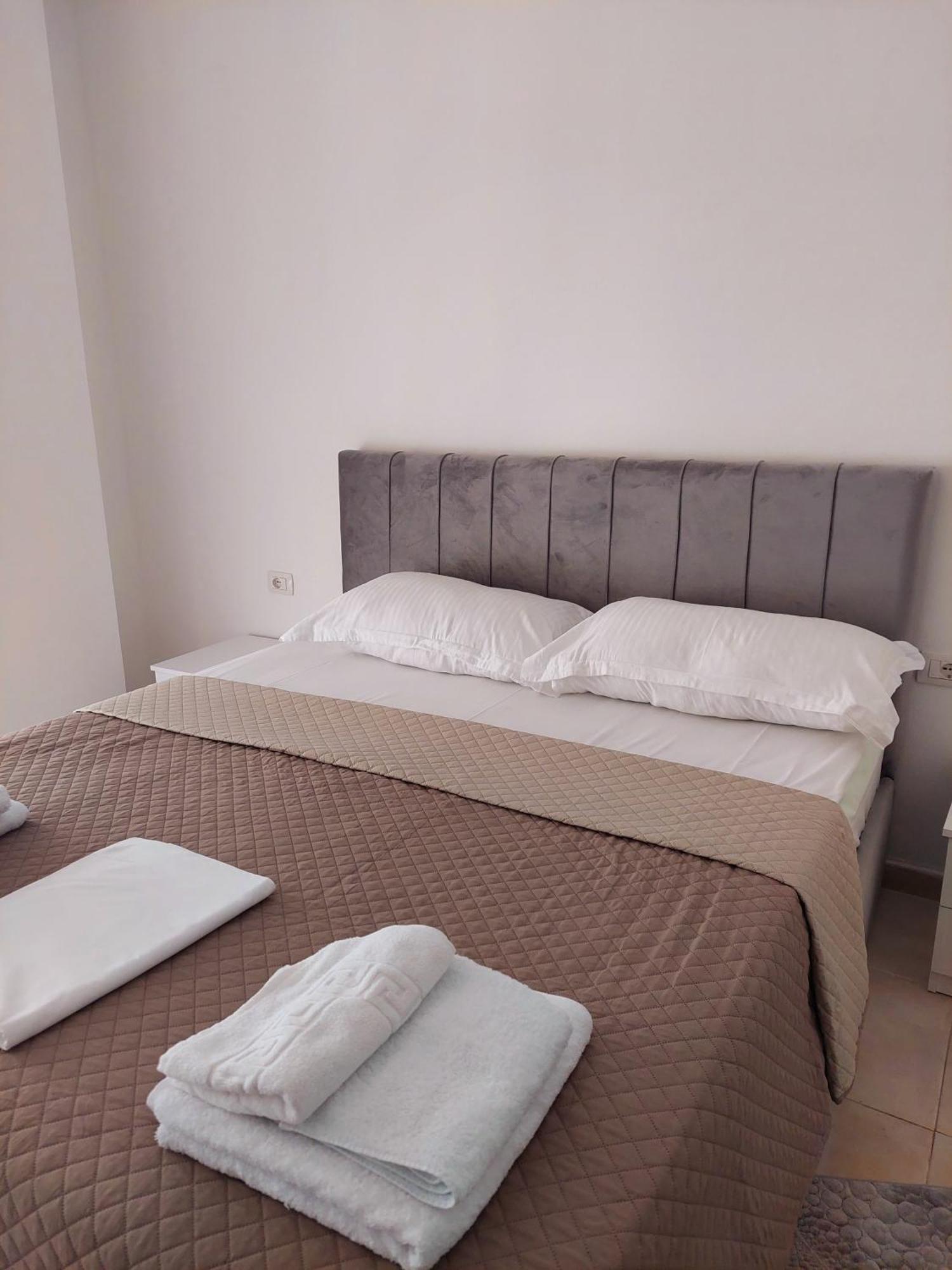 Gex Apartments Tirana Exterior photo